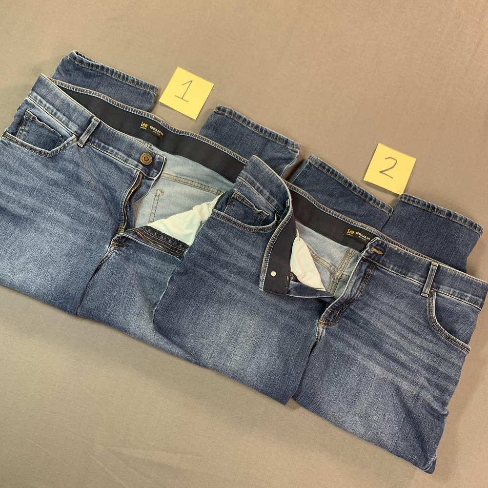 Lee Jeans Lot 2 Womens Plus 18W Blue Mid Rise Regular Fit Capri Stretch 38x23